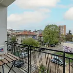 Peaceful With Free Parking Apartment Varna