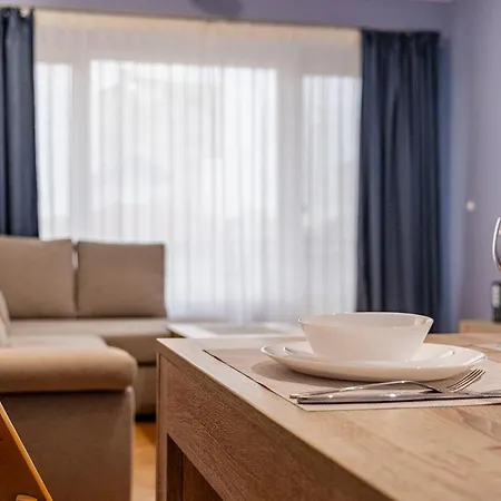 Peaceful With Free Parking