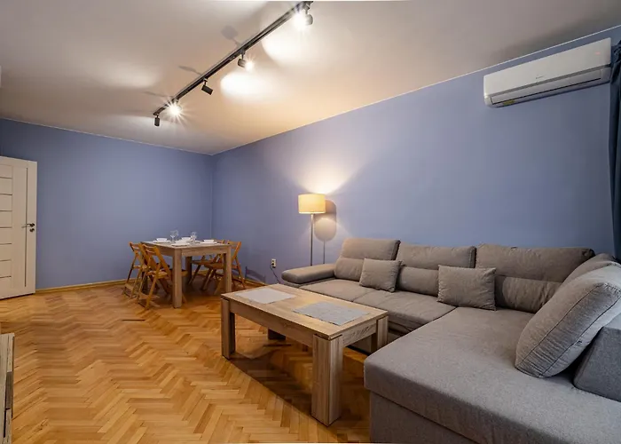 Peaceful With Free Parking Apartamento *