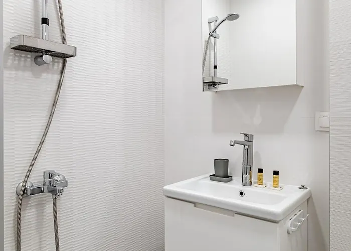 Apartamento Peaceful With Free Parking