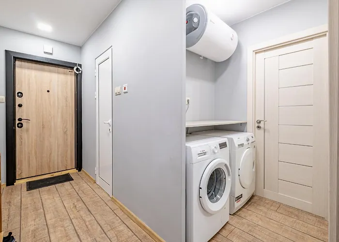 Apartamento Peaceful With Free Parking *